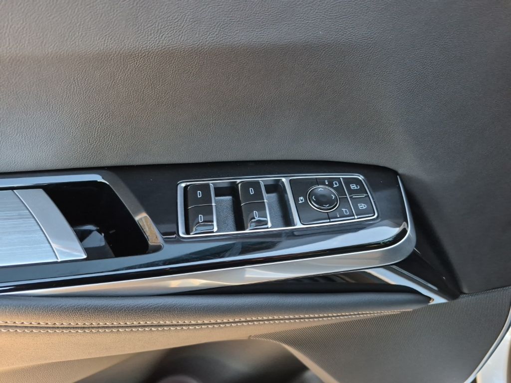 Used Car 2025 Cadillac Escalade  Sport For Sale Under $110,000 In Austin, Texas