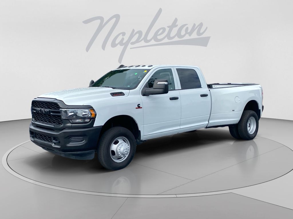 Bright White Clearcoat 2024 RAM 3500 Pickup Truck Four-Wheel Drive 6-Speed Automatic