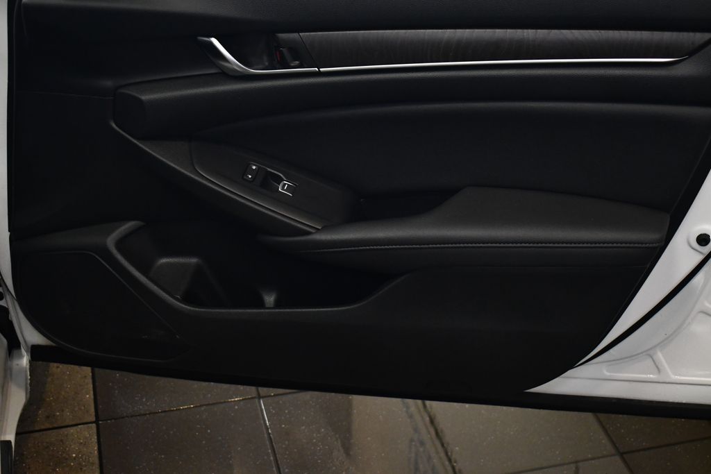 Thumbnail: 2020 Honda Accord - 32