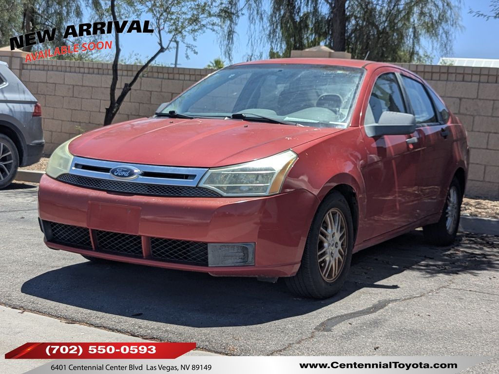 2010 Ford Focus SE's photo