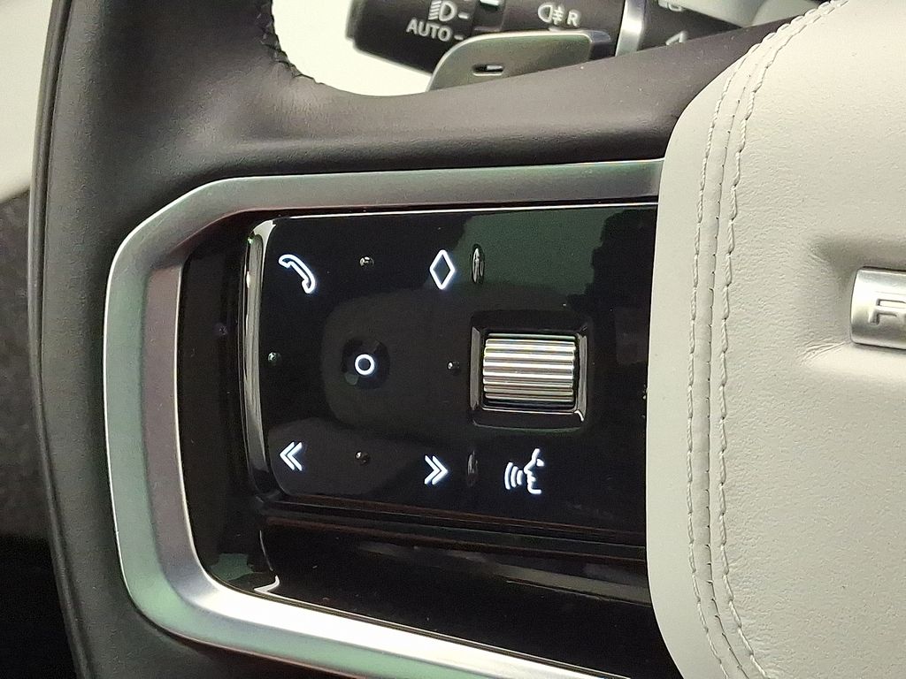 Thumbnail: 2023 Land Rover Range Rover Sport - 23