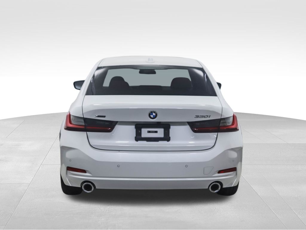 Thumbnail: 2024 BMW 3 Series - 4