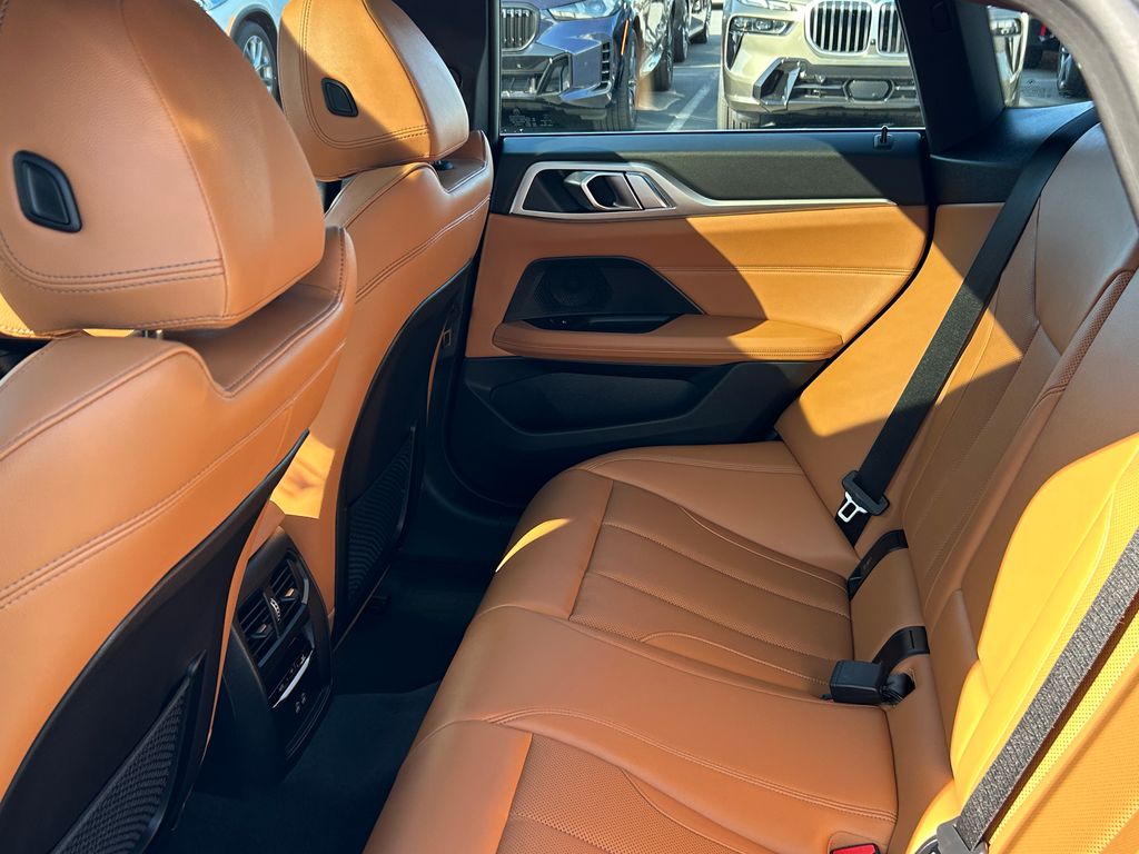 2022 BMW i4 eDrive40 30