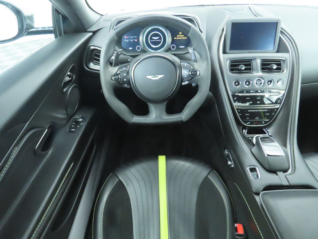 Thumbnail: 2019 Aston Martin DB11 - 10