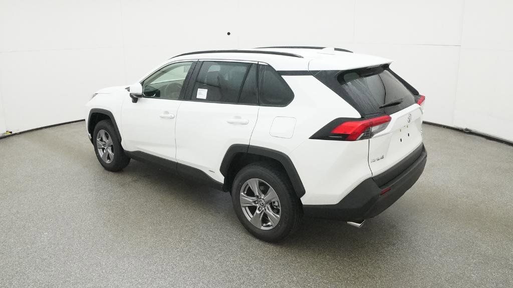Thumbnail: 2025 Toyota RAV4 - 2