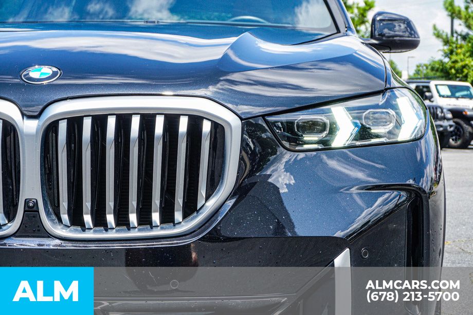 Used 2026 Black BMW sDrive40i image 11