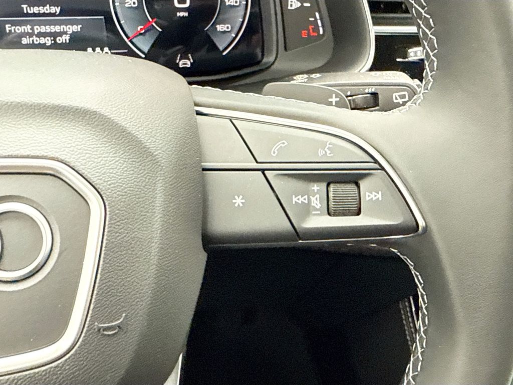 Thumbnail: 2026 Audi Q7 - 13