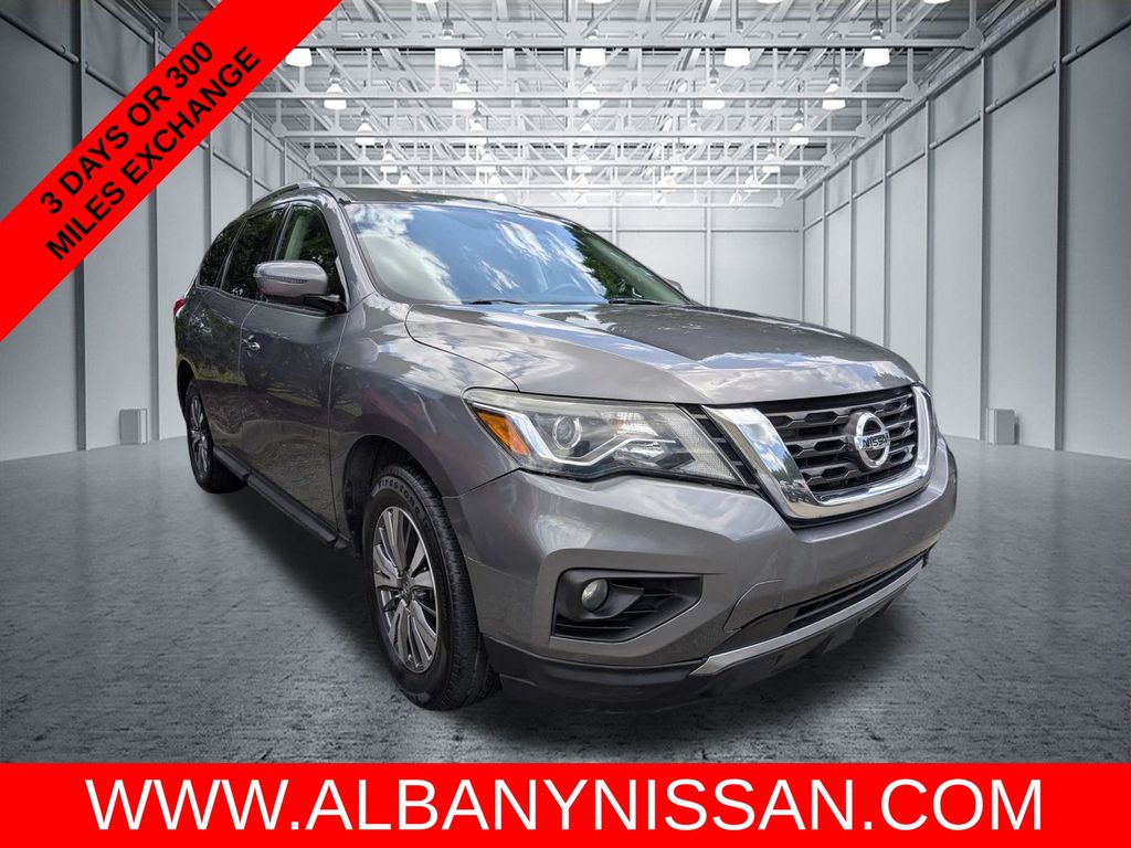 2019 Nissan Pathfinder SV