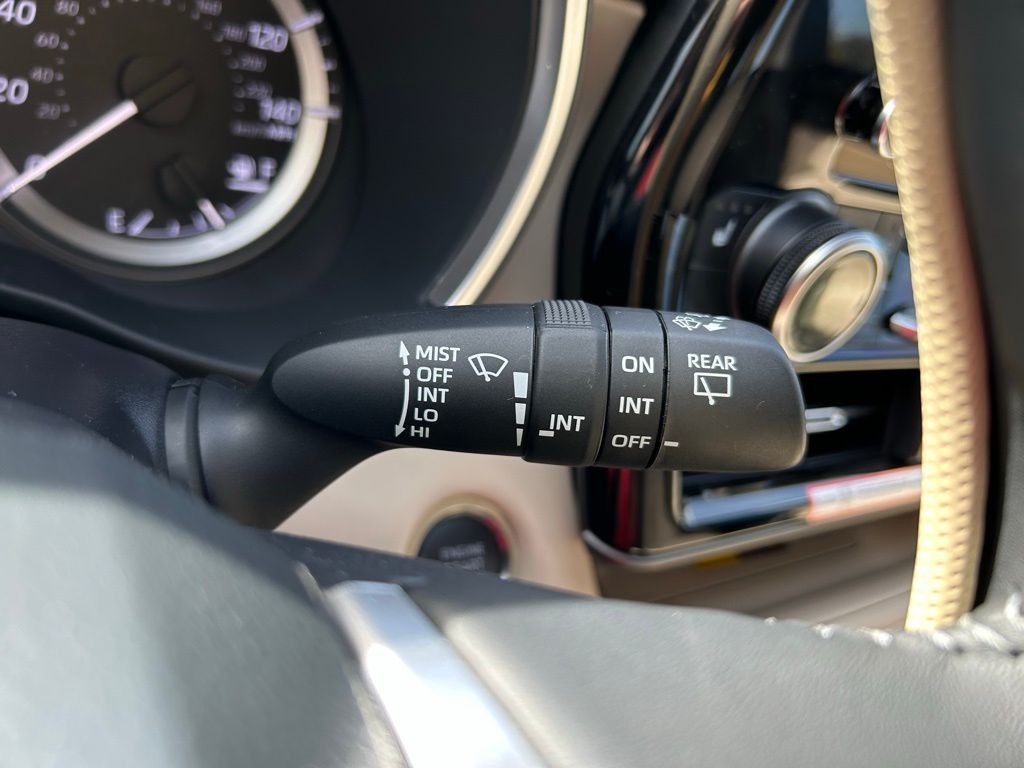 Thumbnail: 2025 Toyota Highlander - 22