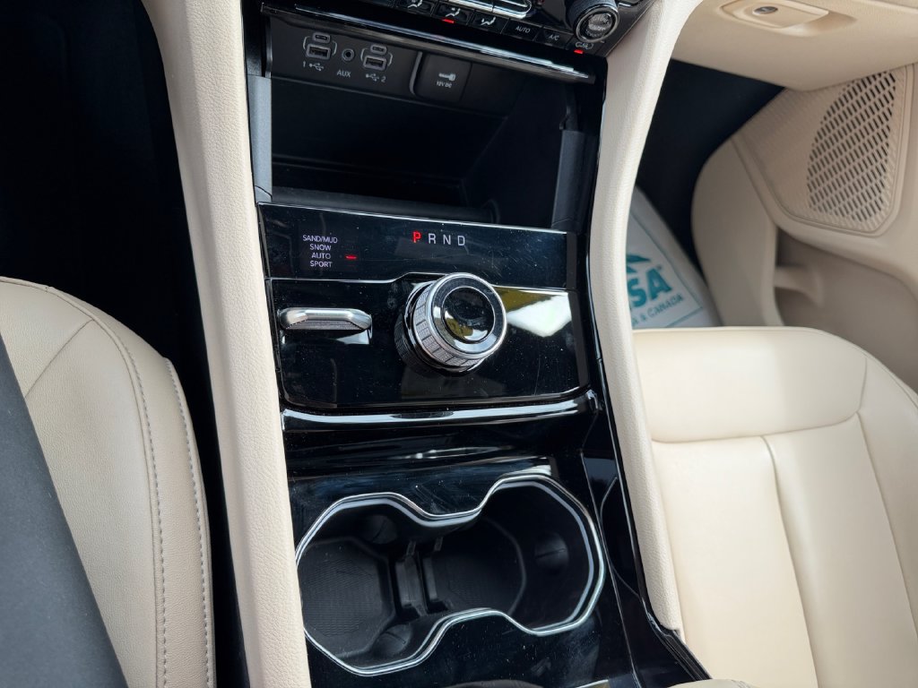 2023 Jeep Grand Cherokee Limited Silver at Auto Express Mitsubishi