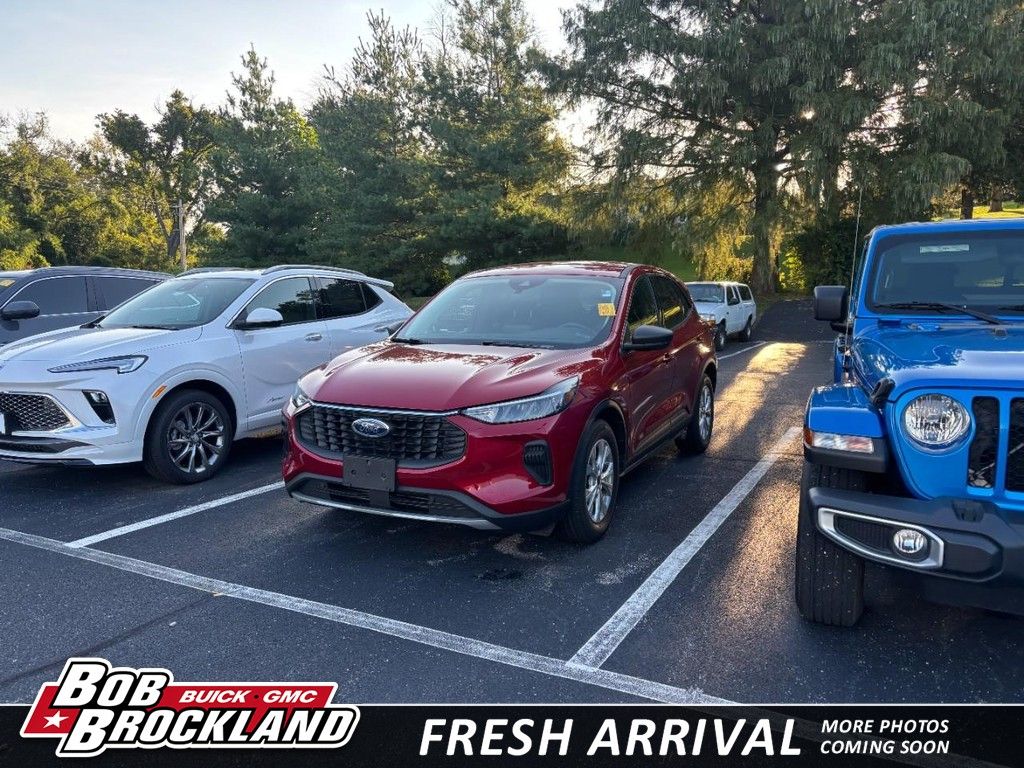  2023 Ford Escape Active FWD   