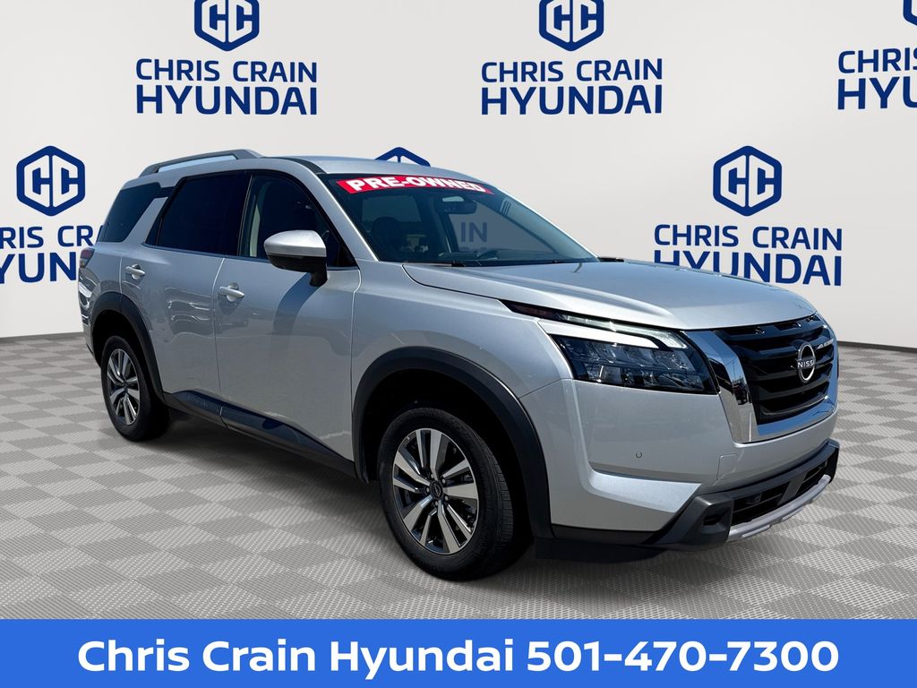 Brilliant Silver Metallic 2025 Nissan Pathfinder SUV / Crossover All-Wheel Drive 9-Speed Automatic