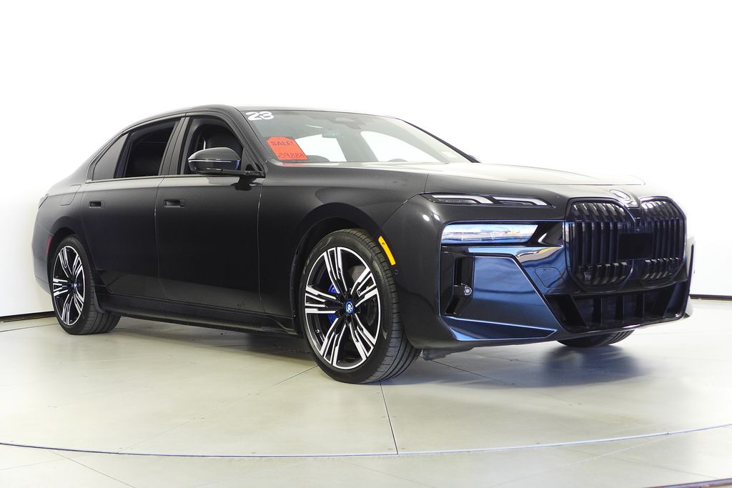 Thumbnail: 2023 BMW i7 - 4