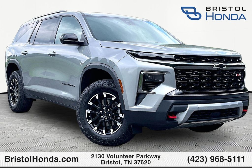 Sterling Gray Metallic 2024 Chevrolet Traverse SUV / Crossover Four-Wheel Drive 8-Speed Automatic