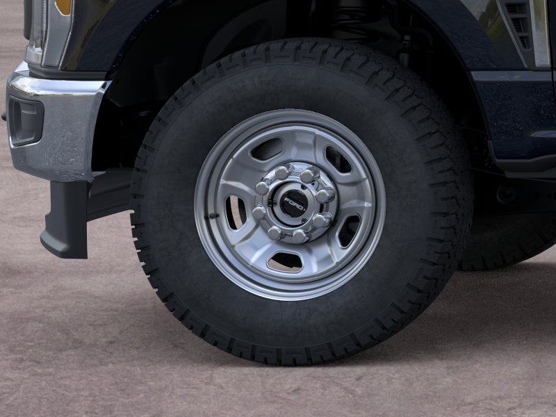 New 2026 Agate Black Metallic Ford XL image 19