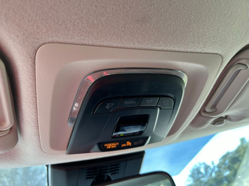 Thumbnail: 2025 Toyota Corolla - 27