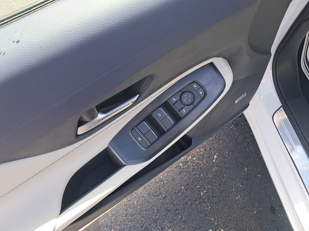 2026 Nissan Sentra SL White at South Hills Kia