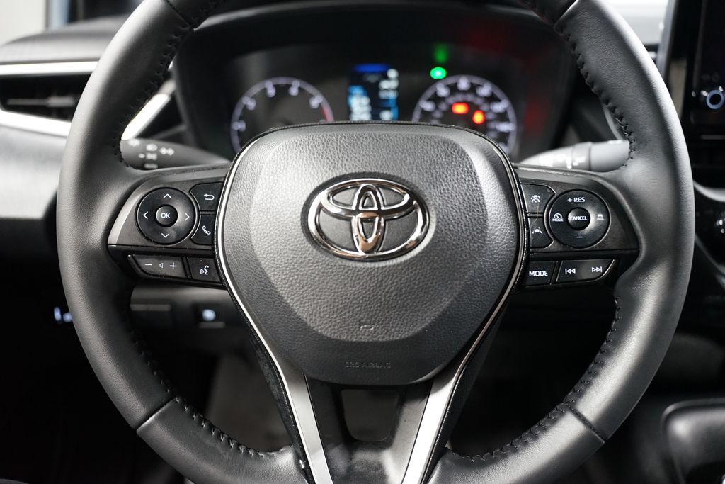 2025 Toyota Corolla SE 12