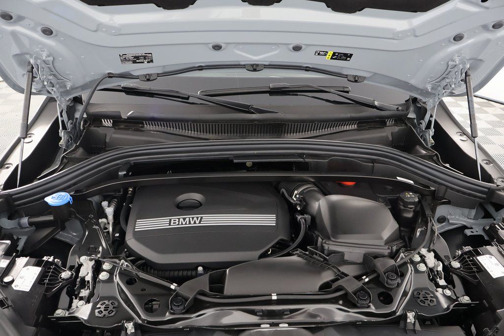 Thumbnail: 2026 BMW X2 - 9