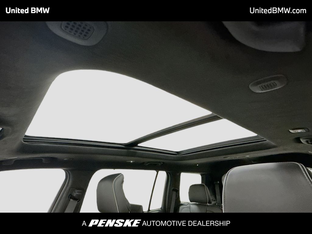 Thumbnail: 2024 Jeep Grand Cherokee L - 12