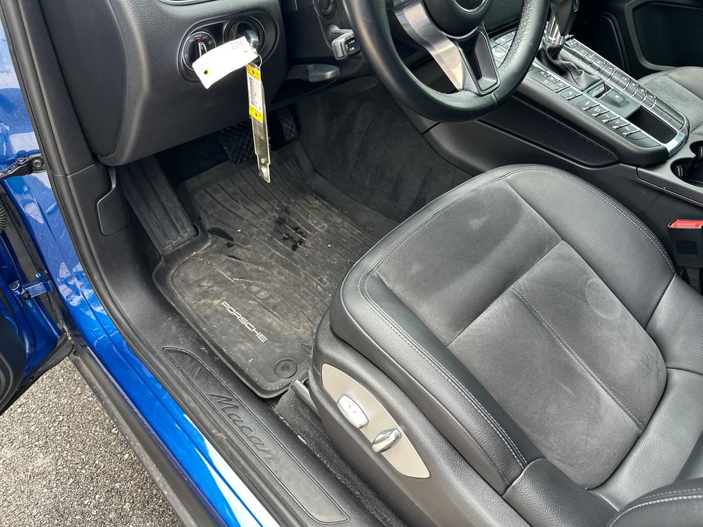 Used Car 2018 Porsche Macan  For Sale Under $25,000 In Austin, Texas