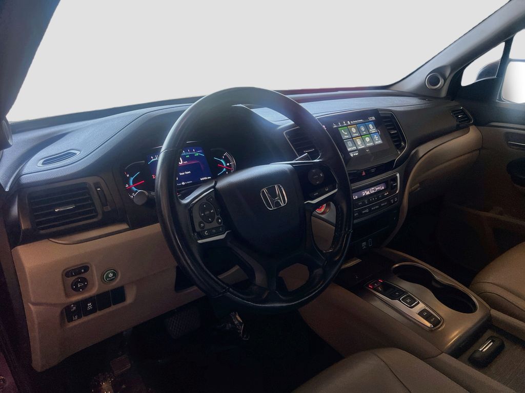 Used 2022 Red Honda Special Edition image 9