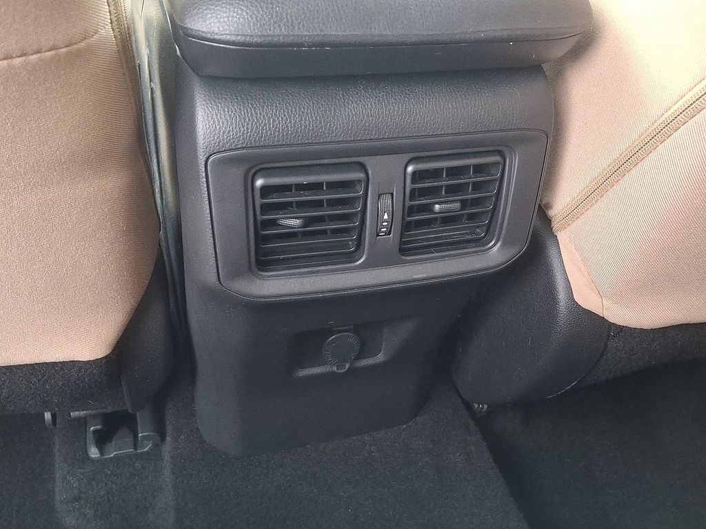 Thumbnail: 2023 Toyota RAV4 - 11