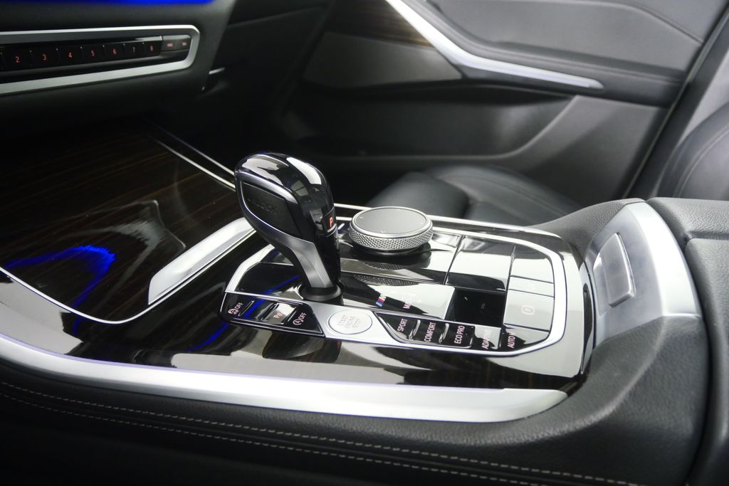 Thumbnail: 2020 BMW X5 - 25