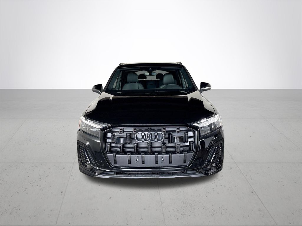 2025 Audi Q7 45 Premium Plus