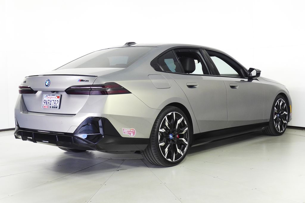 Thumbnail: 2024 BMW i5 - 7