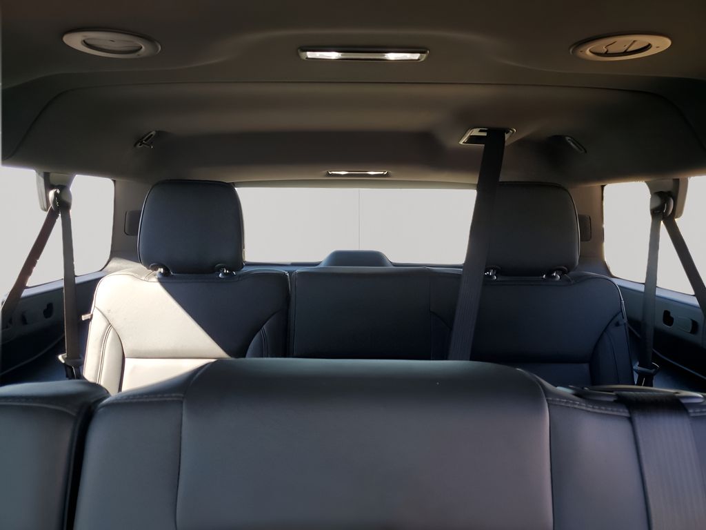 Used Car 2025 Chevrolet Suburban  Z71 For Sale Under $70,000 In Austin, Texas