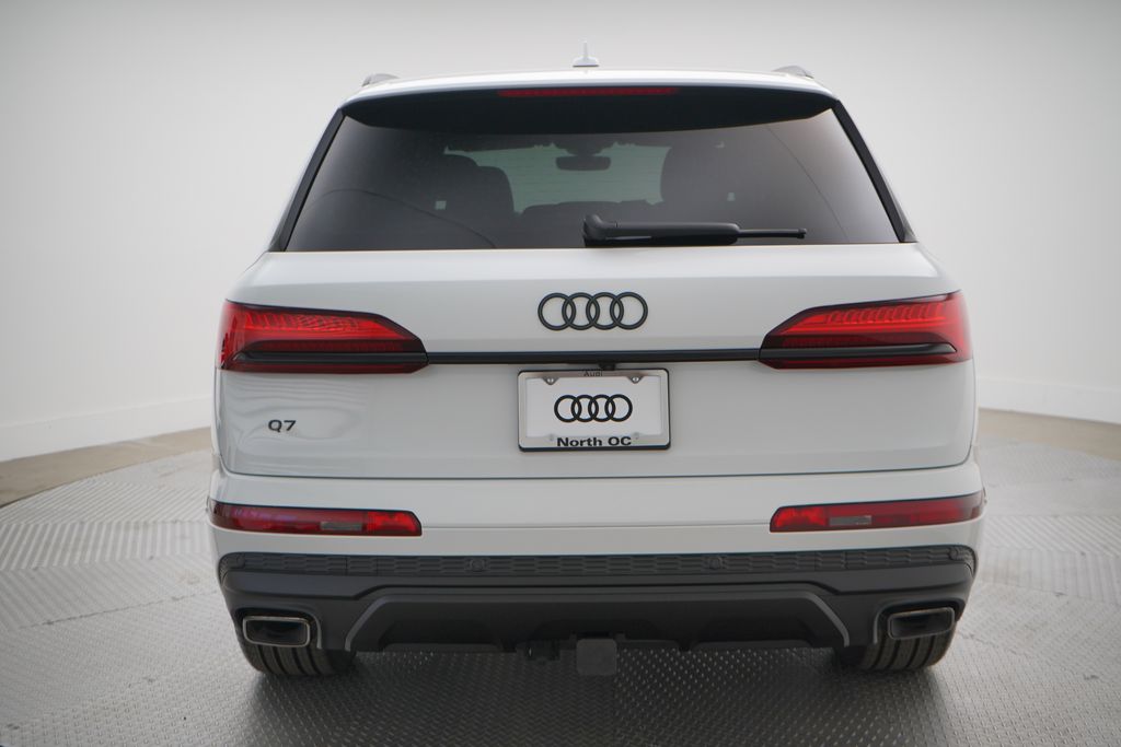 2025 Audi Q7  4