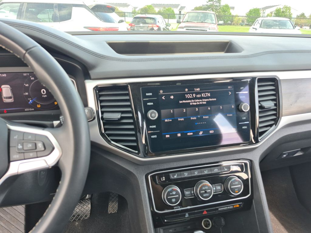 2022 Volkswagen Atlas 3.6L V6 SE w/Technology Red at Wharton Ford