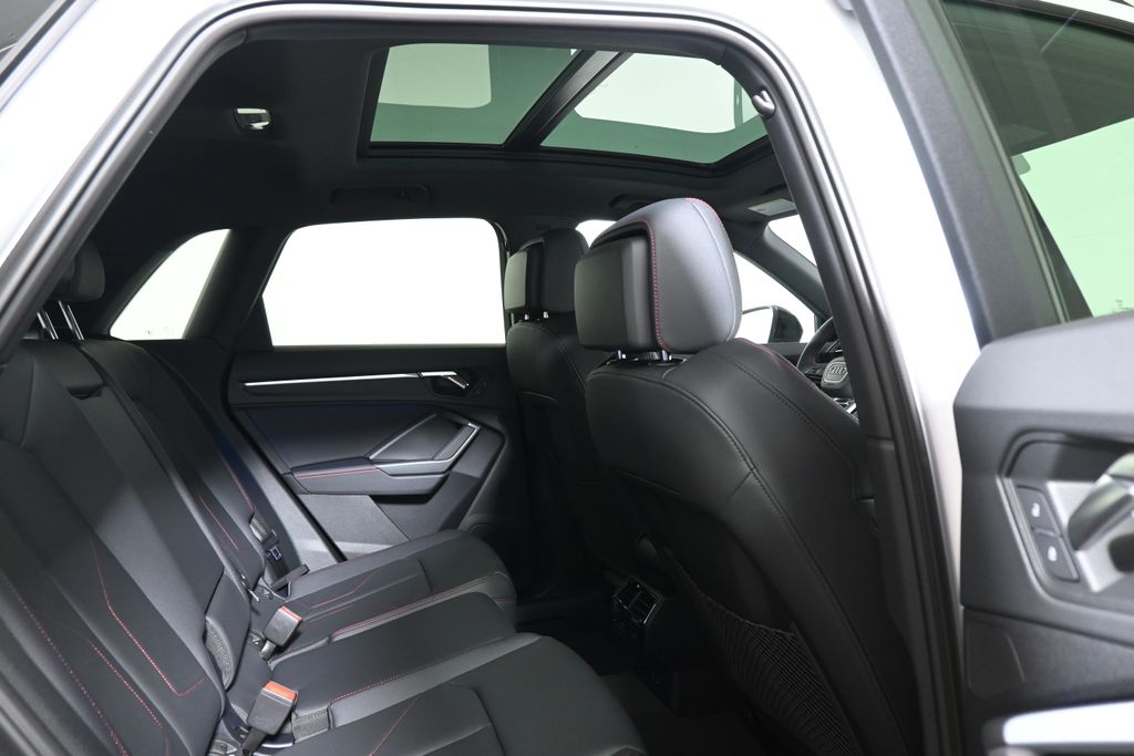 Thumbnail: 2025 Audi Q3 - 20