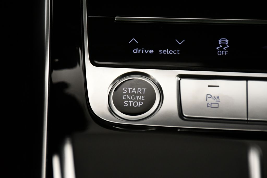 Thumbnail: 2025 Audi Q7 - 29