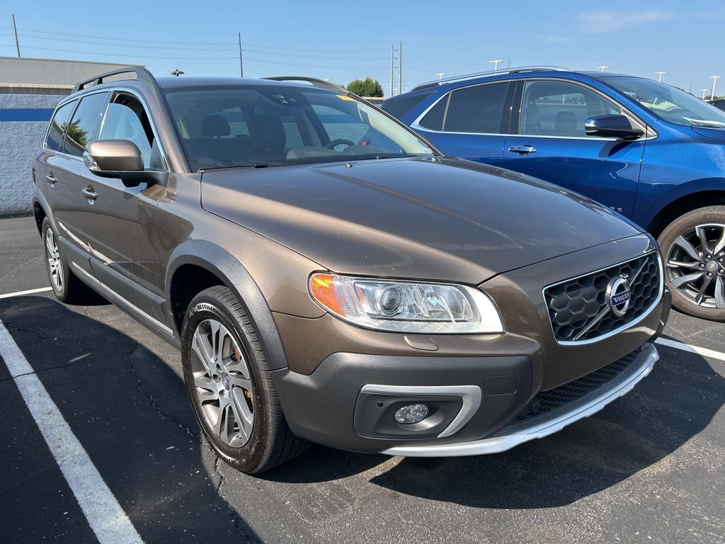 Thumbnail: 2015 Volvo XC70 - 4