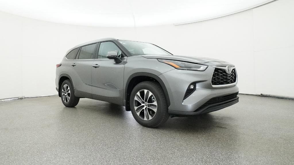 Thumbnail: 2026 Toyota Highlander - 29