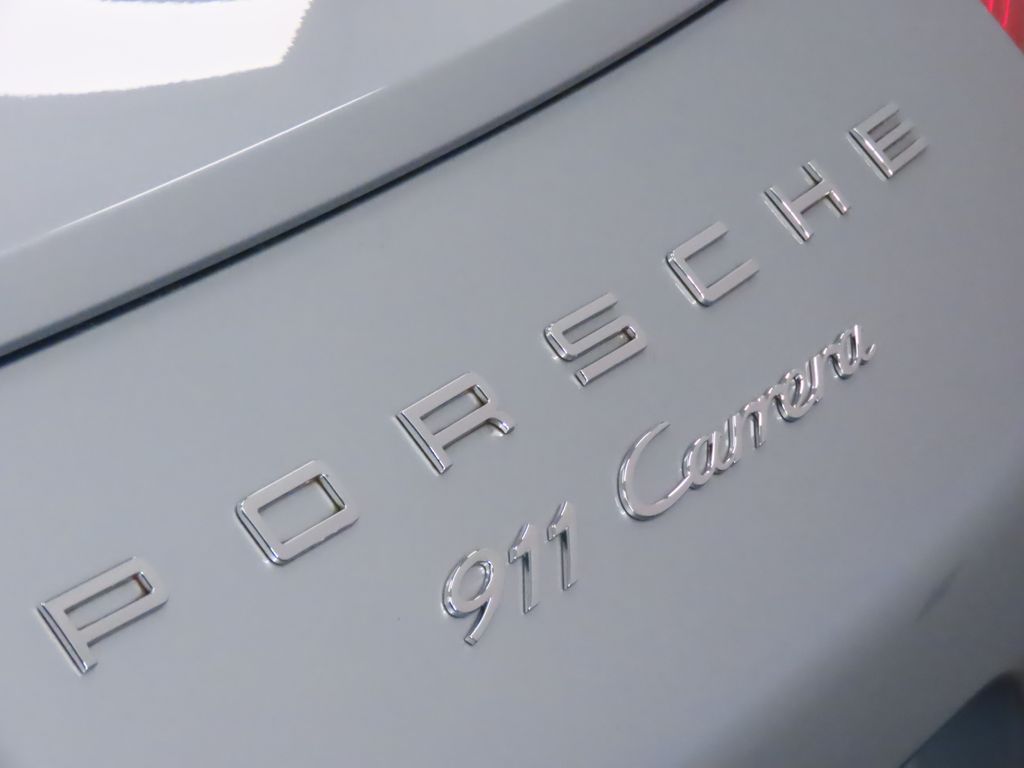 Thumbnail: 2017 Porsche 911 - 12