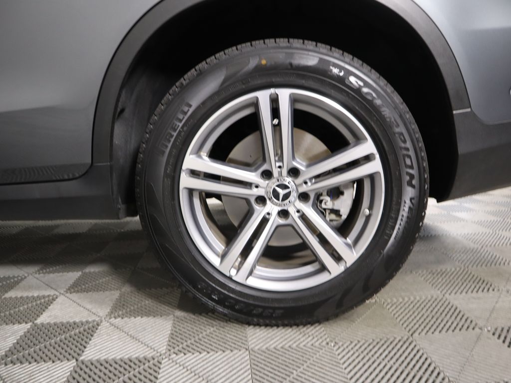 Thumbnail: 2021 Mercedes-Benz GLC - 30