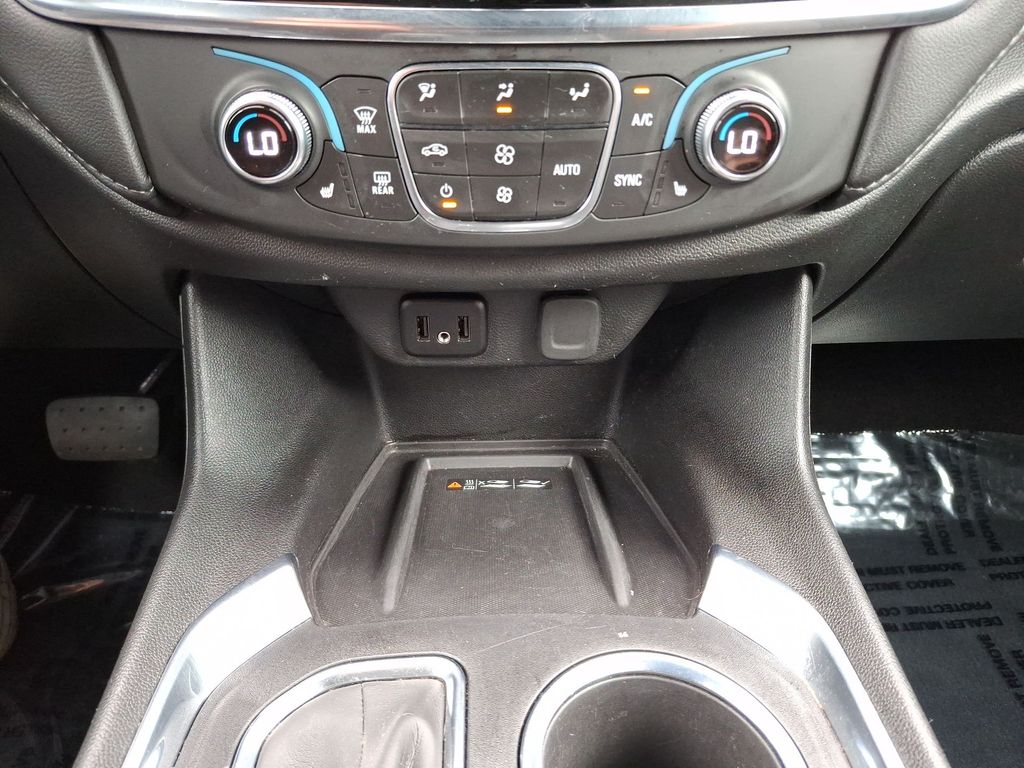 Used 2023 Chevrolet Traverse SUV