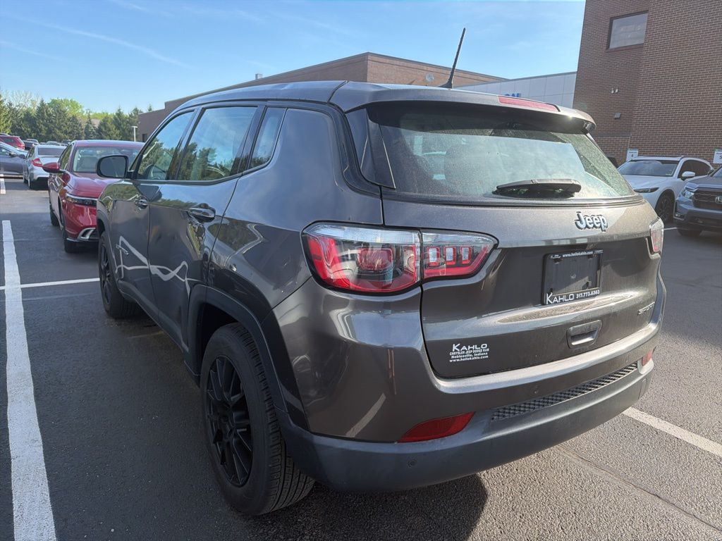 Thumbnail: 2019 Jeep Compass - 2