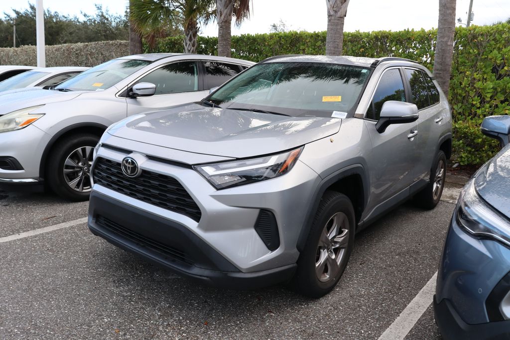 2022 Toyota RAV4 XLE -
                West Palm Beach, FL