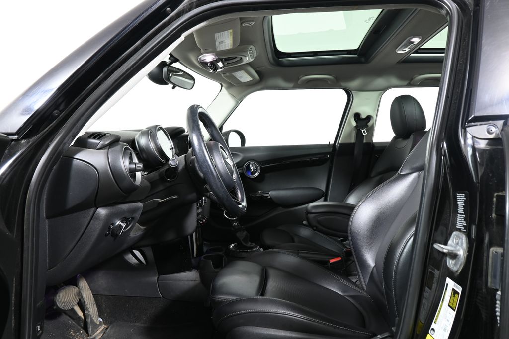 Thumbnail: 2015 MINI Cooper - 3