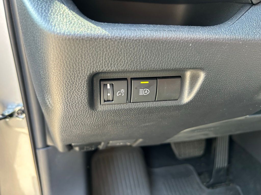 Thumbnail: 2024 Toyota RAV4 - 15