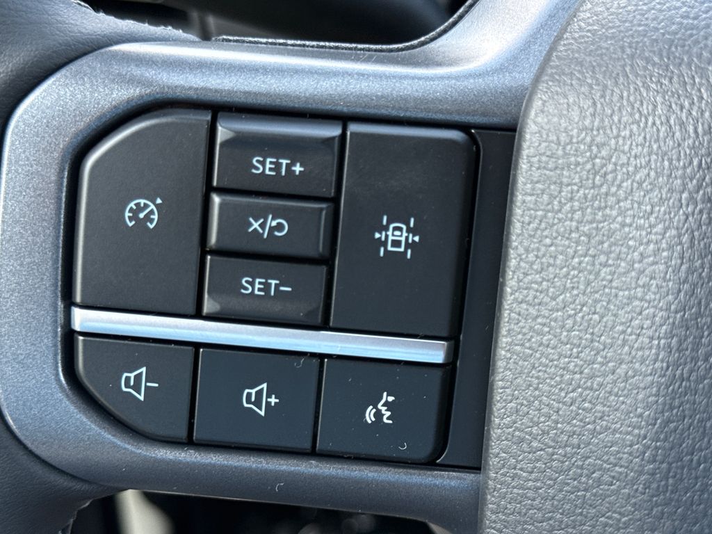New 2026 Silver Ford XLT image 27