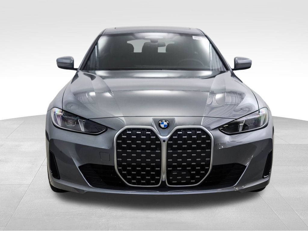 Thumbnail: 2026 BMW 4 Series - 8