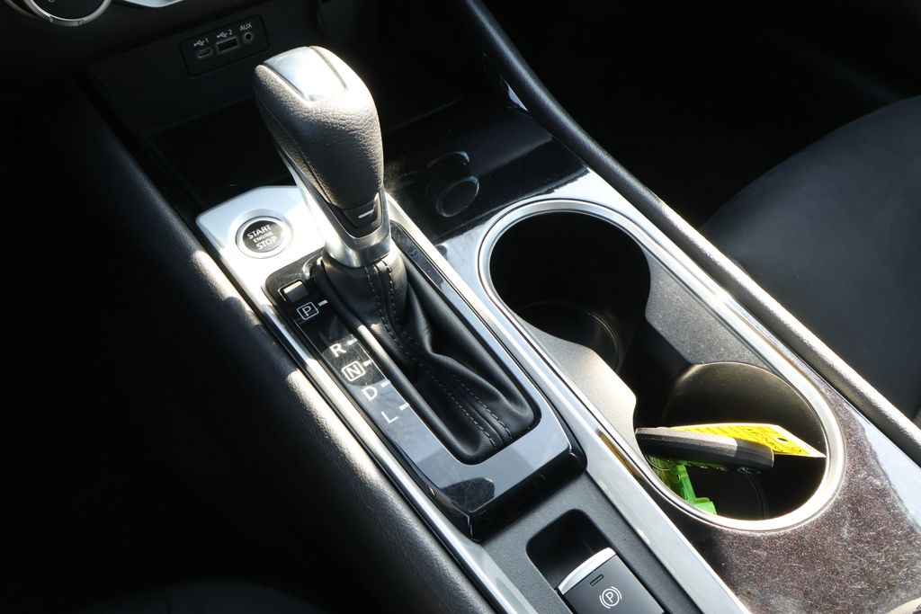 Thumbnail: 2024 Nissan Altima - 20