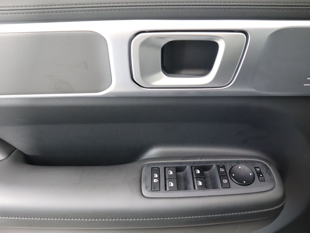 Thumbnail: 2025 Hyundai Santa Fe - 25