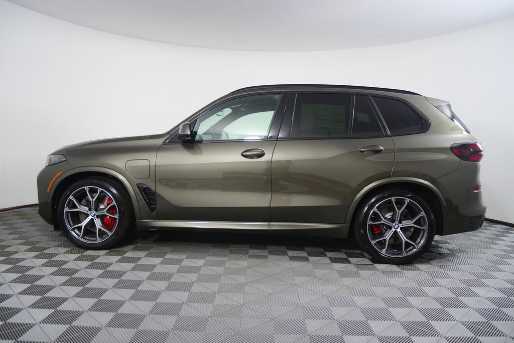 Thumbnail: 2026 BMW X5 - 6