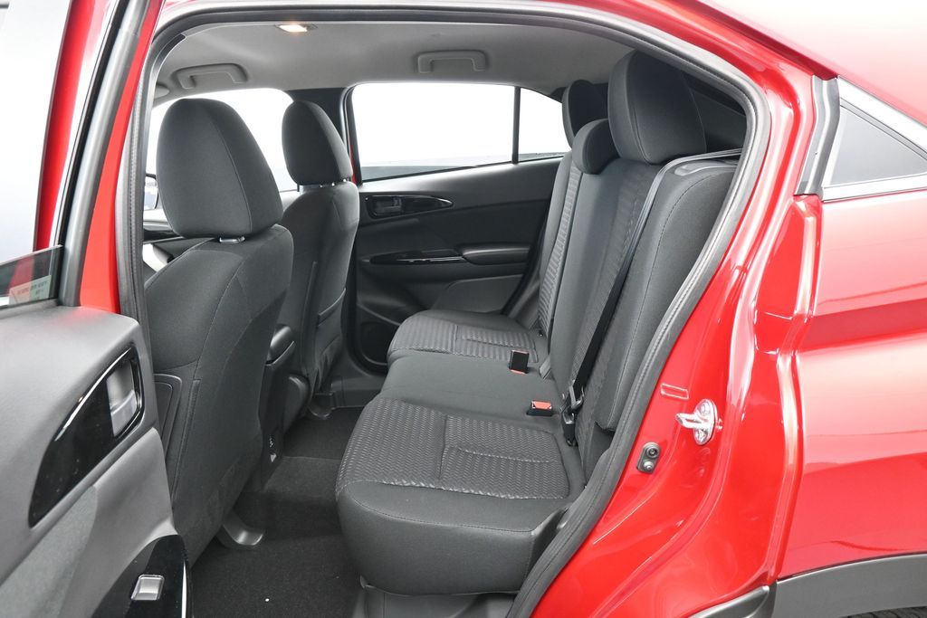 New 2026 Red Mitsubishi LE image 26